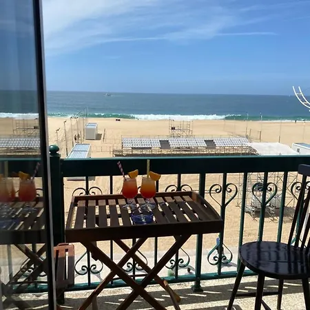 Carbel Mar Apartment